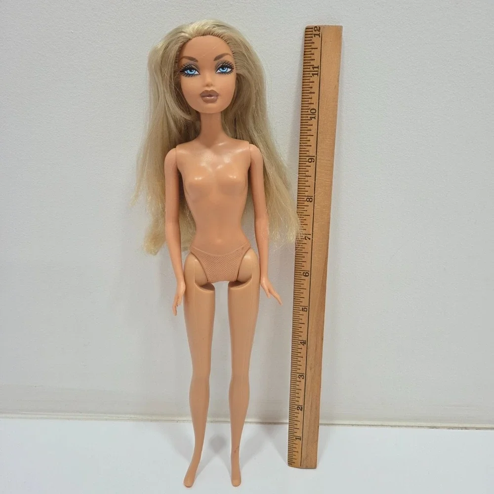 2006 Mattel BARBIE  My Scene Lets Go Disco Kennedy DOLL Nude